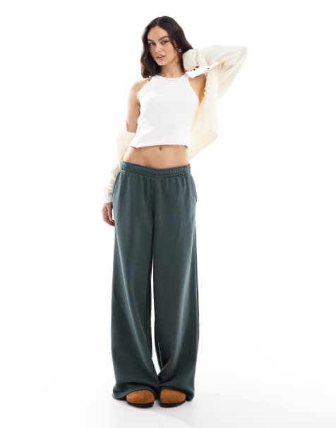 Bershka wide leg trackies in dark green - view 1
