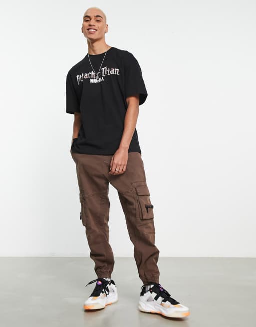 Bershka x Attack On Titan - T-shirt nera con stampa, 3 di 4