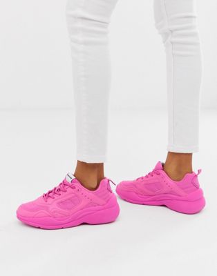 Bershka x PANTONE - Sneakers rosa fluo | ASOS