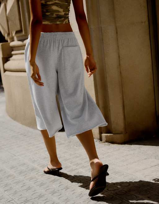 Bershka - Zachte bermudashorts in lichtgrijs, 3 van 6
