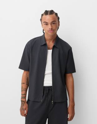 Bershka Bershka zip through cotton shirt in charcoal-Black