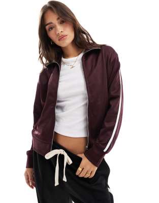 Bershka zip through sports jacket in burgundy-Red