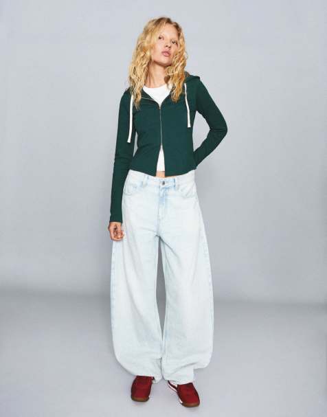 Bershka zip up hoodie in green - view 1