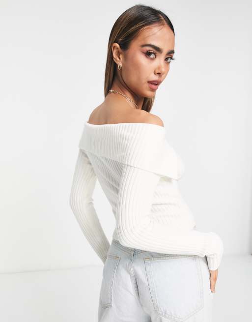 Bershka off best sale shoulder top