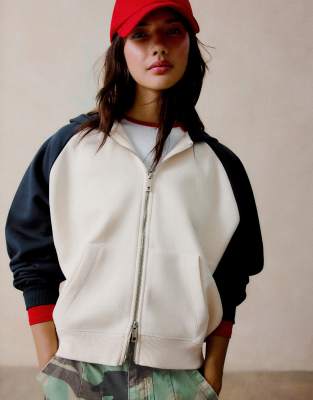Zip Front 4