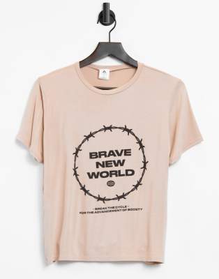 фото Бежевая футболка для дома с надписью "вrave new world" adolescent clothing-бежевый