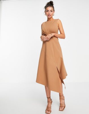 Офисные платья Бежевое платье мидакси А-силуэта без рукавов Closet London-Коричневый цвет