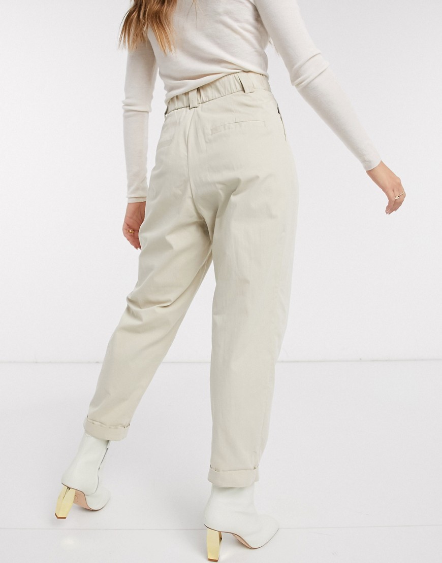 фото Бежевые свободные брюки stradivarius-бежевый