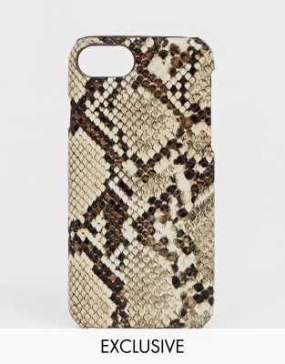 Бежевый чехол для iРhone с отделкой под змеиную кожу My Accessories London