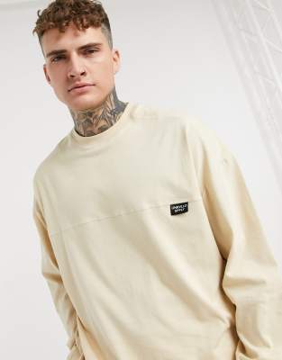 фото Бежевый лонгслив в стиле oversized с декоративной строчкой asos unrvlld supply