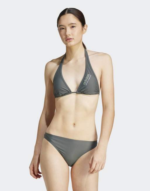 Bikini deportivo color hiedra y verde plateado con relleno y cierre al cuello de adidas Performance
