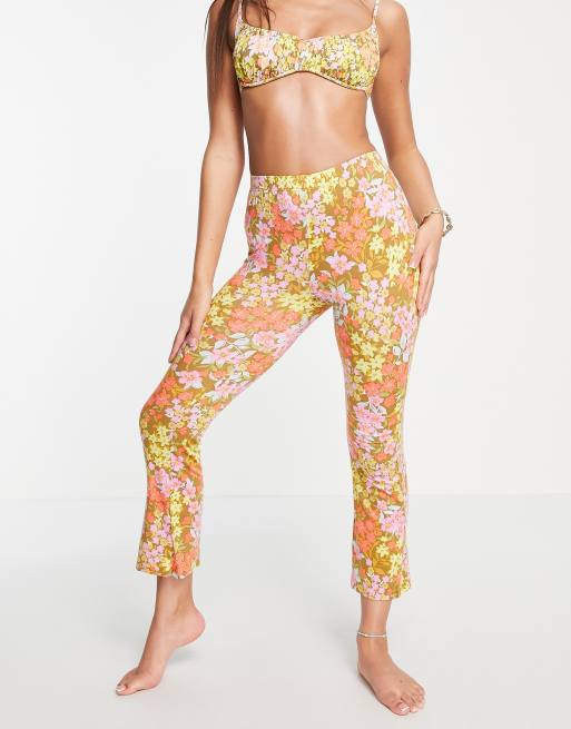 Billabong Going High beach pants in retro floral print