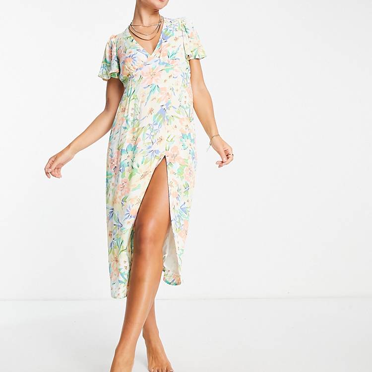 Billabong Jet Set beach maxi summer dress in multi floral | ASOS