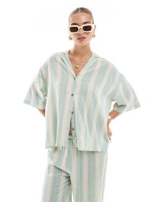 Billabong Billabong sunny daze short sleeve beach shirt co-ord in island green