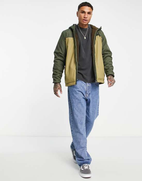 https://images.asos-media.com/products/billabong-switchback-reversible-jacket-in-khaki/200785963-3?$n_550w$&wid=550&fit=constrain