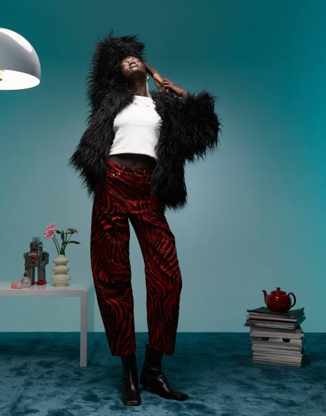 BIMBA & LOLA - Jeans med tøndeformede ben og rødt zebraprint - view 1
