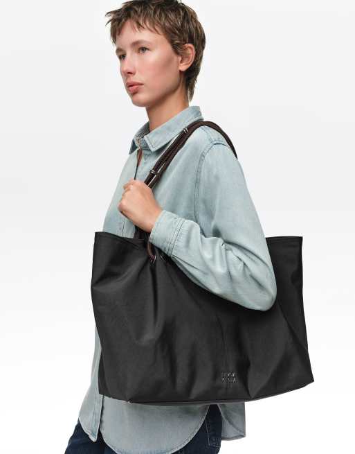 Bimba Y Lola borsa shopper maxi in nylon nera, 2 di 5