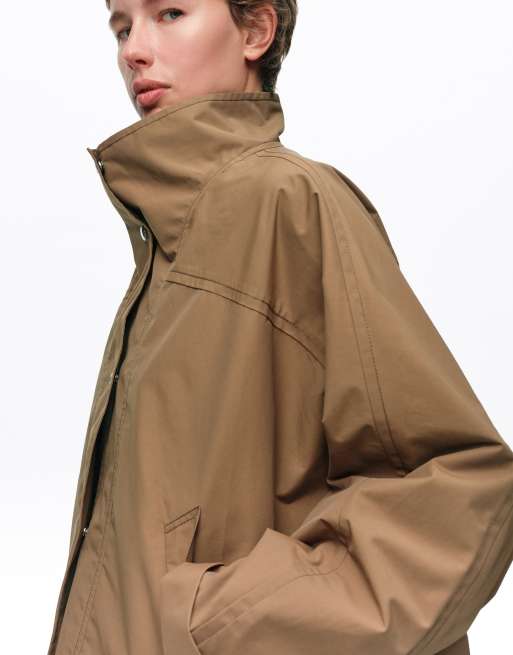 Bimba Y Lola giacca trench corta con maniche a pipistrello color marrone chiaro, 2 di 6