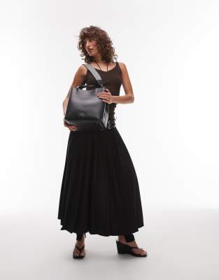 large leather Chihuahua bag in black