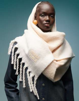 Bimba Y Lola BIMBA Y LOLA large tassel scarf in ivory-White
