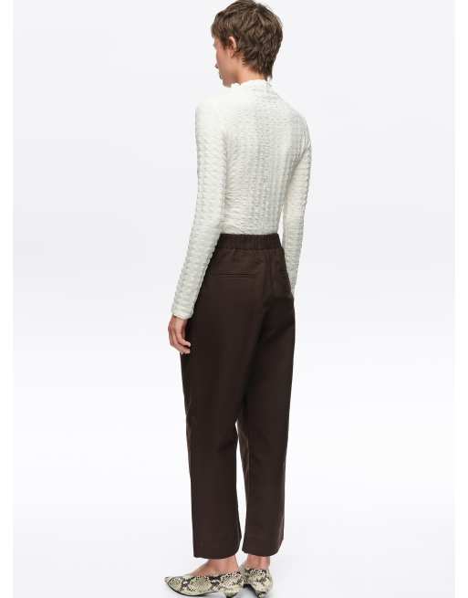 Bimba Y Lola pantalones de pernera recta plisados en chocolate oscuro, 4 de 6