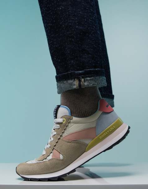 BIMBA Y LOLA – Sneaker in Beige mit mehrfarbigem Farbblockdesign - view 1