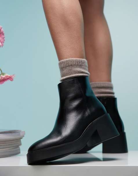BIMBA Y LOLA – Svarta ankelboots med låg klack - view 1