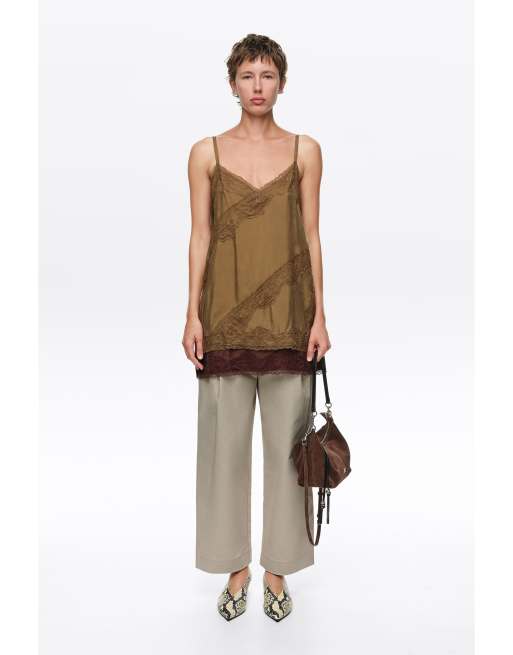 Bimba Y Lola Top mit Spitzenbesatz im Slip-Stil in Khaki, 6 von 6