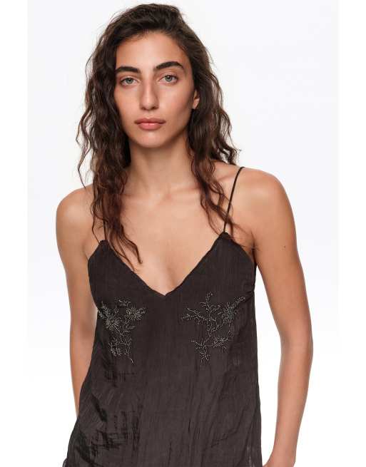 Bimba Y Lola top recto con piedras en negro, 2 de 6