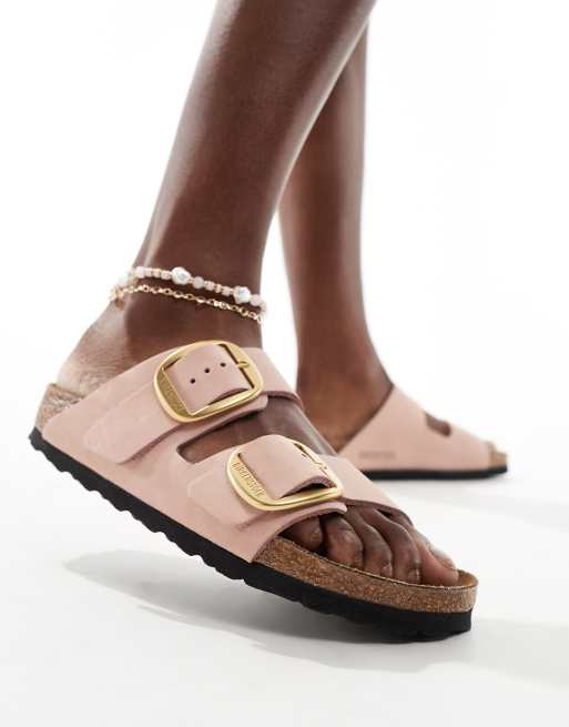 Birkenstock Arizona Sandalen aus Nubukleder in Rosa mit groBen Schnallen