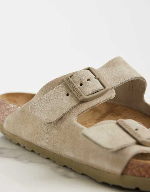 Birkenstock Arizona suede sandals in faded khaki, 3 of 4