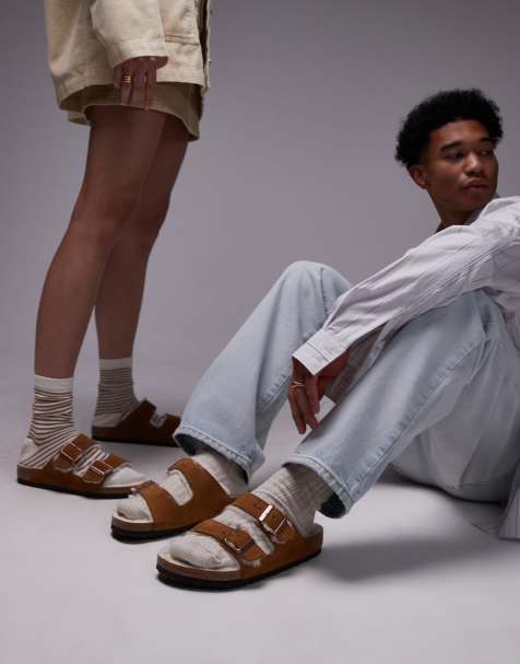 Birkenstock - Arizona - Uniseks sandalen van suède met schapenvacht in bruin - view 1