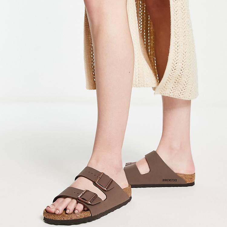 Vædde deadlock Modtagelig for Birkenstock Arizona vegan sandals in mocha brown | ASOS