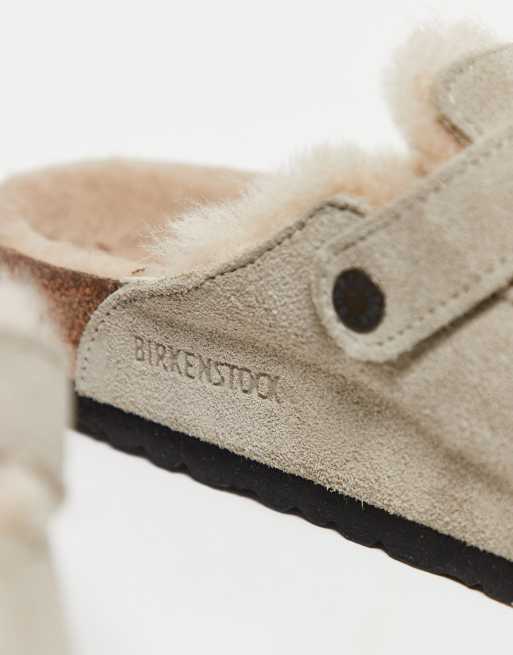 Birkenstock – Boston – Gråbruna mockatofflor i unisex-modell med fårskinnsfoder, 2 av 3