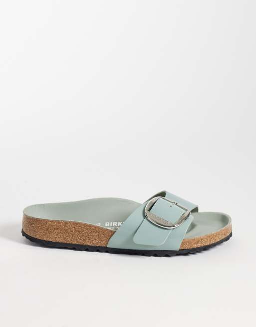 Birkenstock - Madrid - Sandalen van lakleer met grote gesp in puur saliegroen, 2 van 4