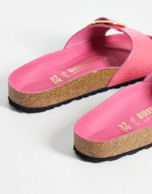 Birkenstock - Madrid - Sandali in pelle verniciata fucsia con fibbia grande, 4 di 4