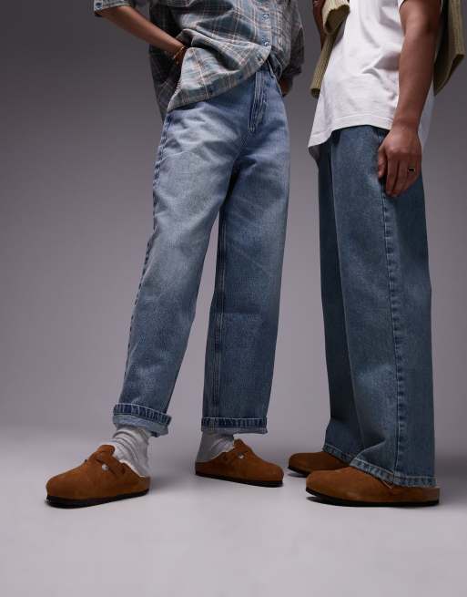 Birkenstock Unisex Boston shearling lined clogs in tan suede ASOS