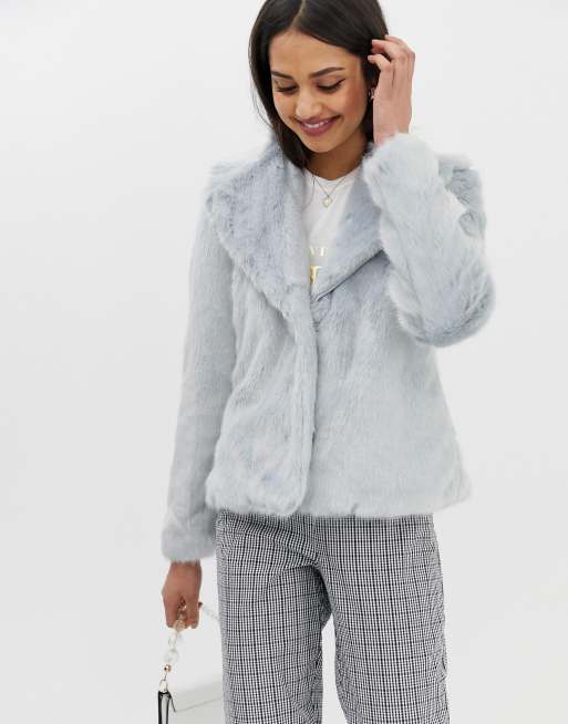  Blå kort jakke med imiteret pels fra Miss Selfridge