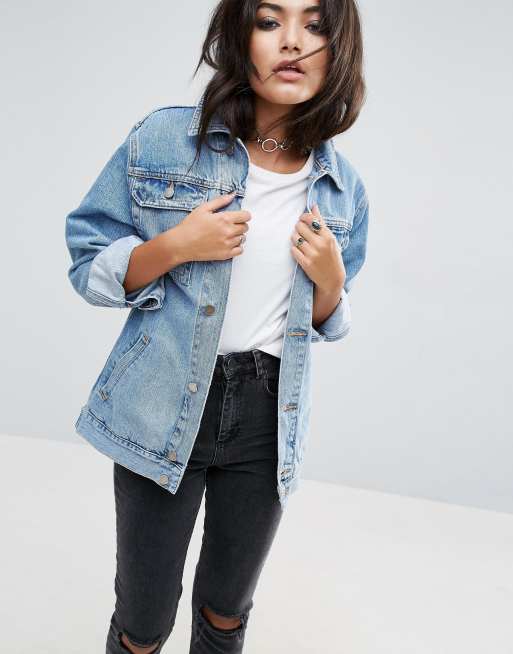 Blå stenvasket girlfriend-denimjakke fra ASOS DESIGN