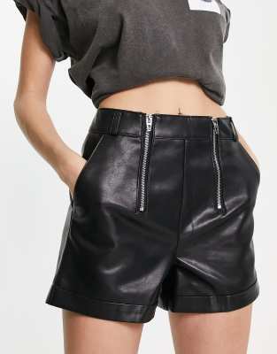 Blank NYC faux leather short with zip detail in black