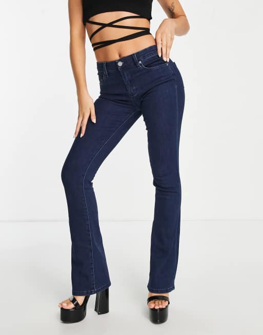 Blank NYC - Flared jeans met hoge taille in indigoblauw
