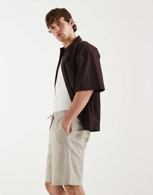 BLEND - Pantalones cortos beis empolvado de corte estándar con cordón ajustable en la cintura de algodón y lino, 2 de 5
