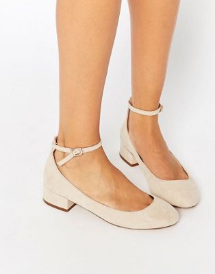 low heel ballerina shoes