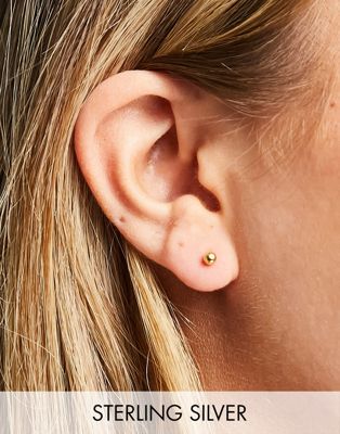 Bloom & Bay gold plated stud earrings