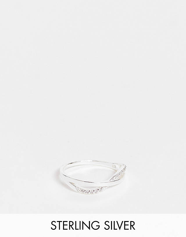 Bloom and Bay - Bloom & Bay sterling silver twist ring with crystal details