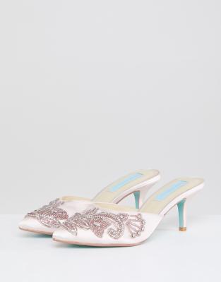 betsey johnson mules