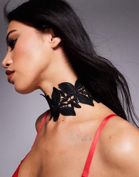 Bluebella Ophelia choker in black - view 1