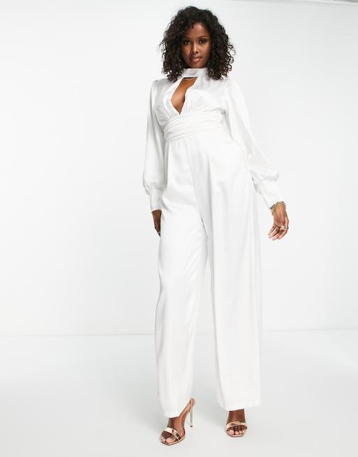 Blume - Bruidskleding - Minimalistische satijnen jumpsuit met wijde pijpen in wit 