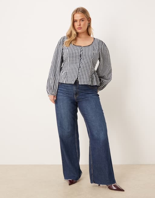 Blusa a cuadros vichy monocromáticos con mangas blusón Edie de Nobody's Child Plus, 2 de 4