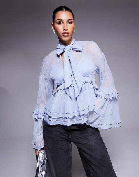 Blusa azul de chifón con mangas extragrandes y adornos de perlas de ASOS LUXE - view 1